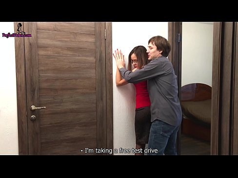 ❤️ সেক্সি রিয়েলটর তার অ্যাপার্টমেন্ট বিক্রি করার সময় ইন্দ্রিয়গ্রাহ্যভাবে তার ভগ এবং চোদাচুদি করে - ক্রেম্পাই যৌনতা